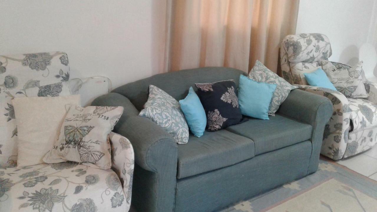36 Df Strauss Street Apartment Kleinmond Luaran gambar